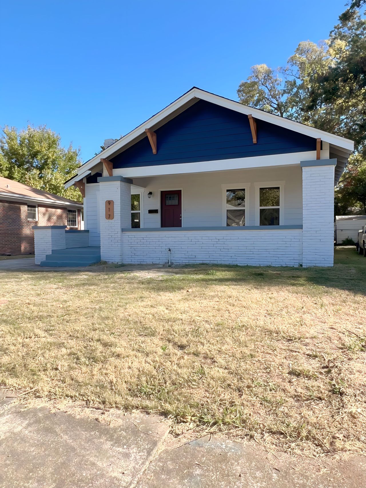listing, photo 1
