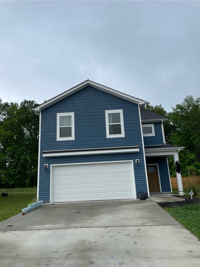 View of 822 Marksman Ct, Clarksville, TN 37042, USA