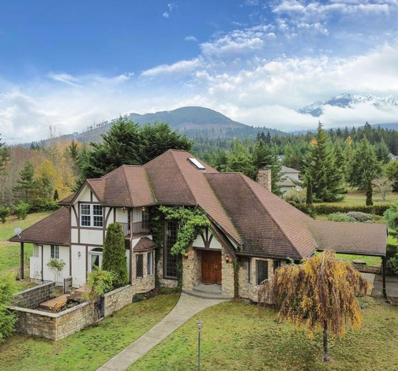 listing, photo 1