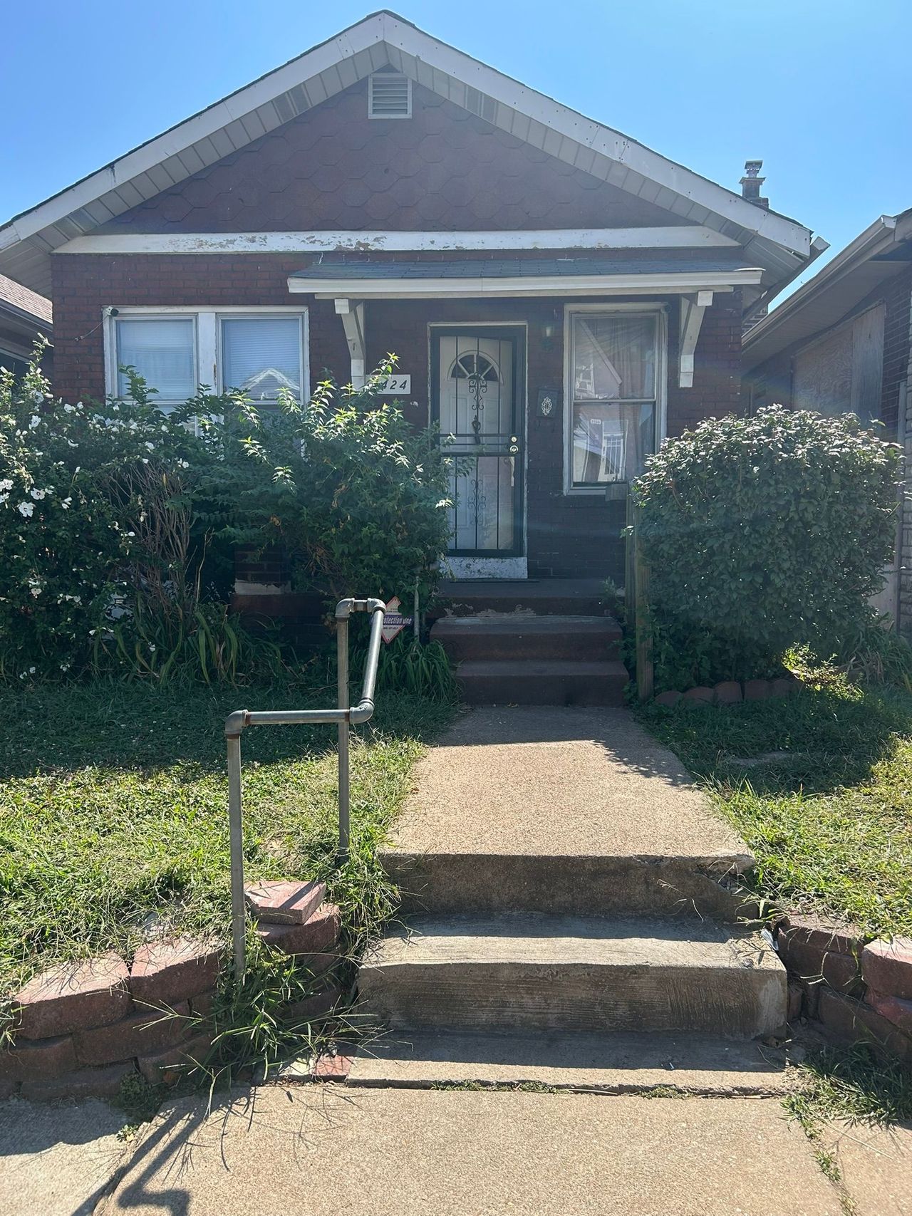 listing, photo 1