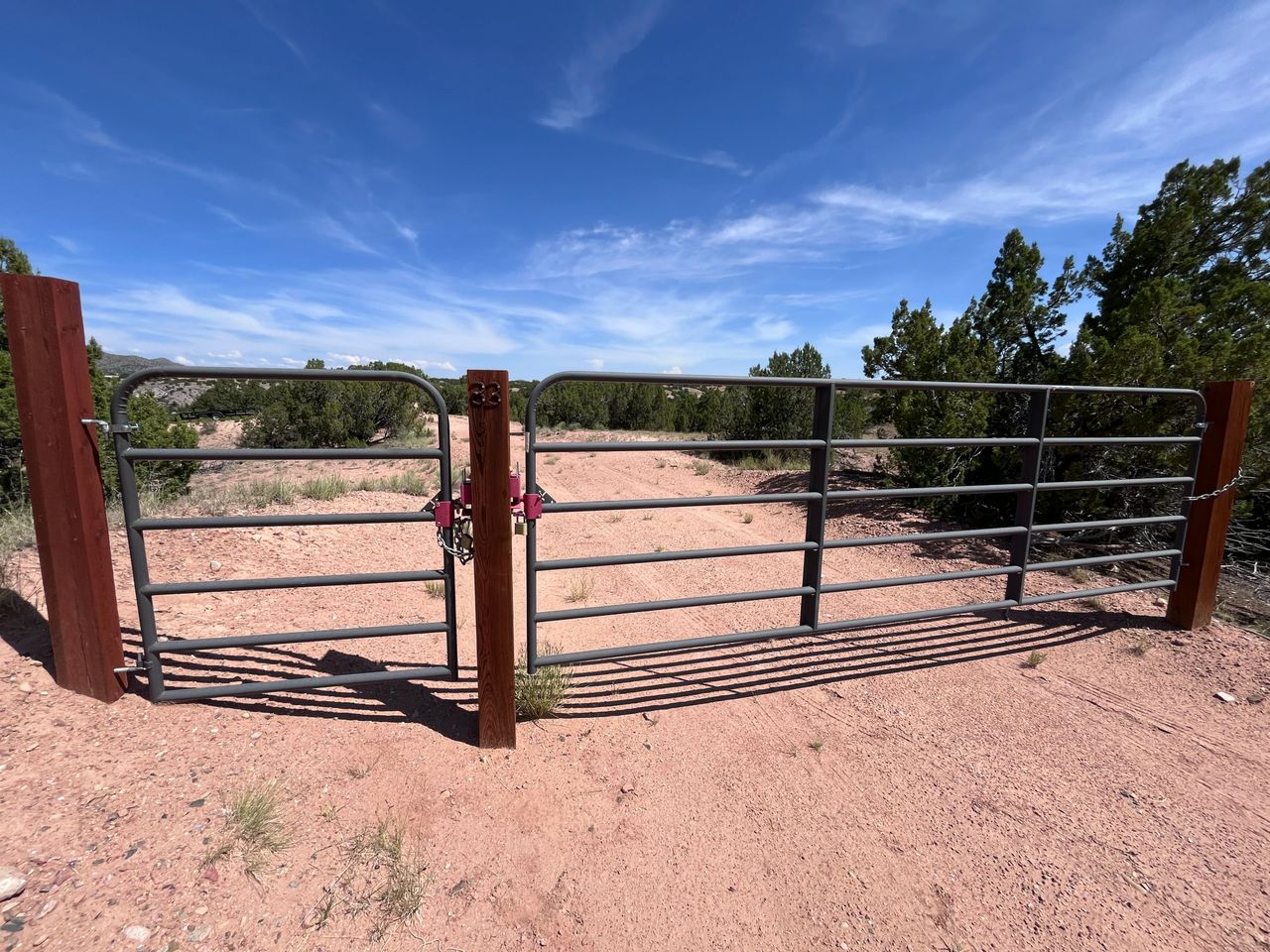 listing, photo 1