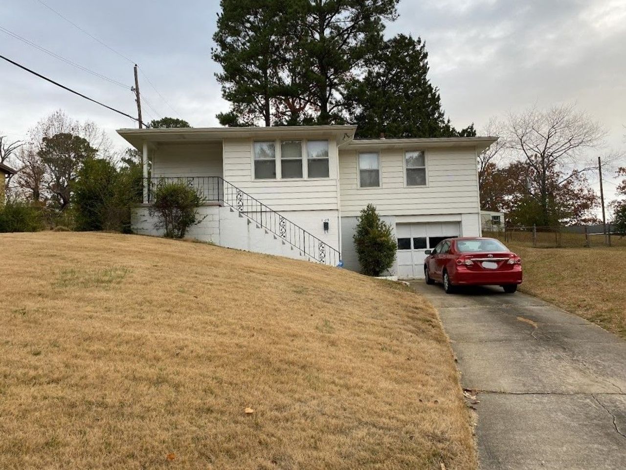 listing, photo 1