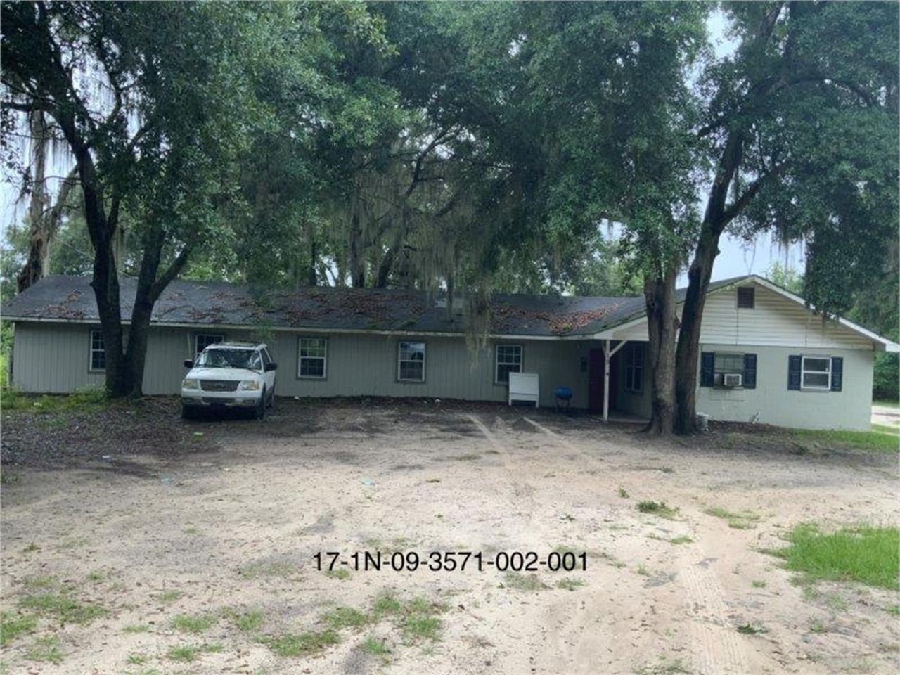 listing, photo 1
