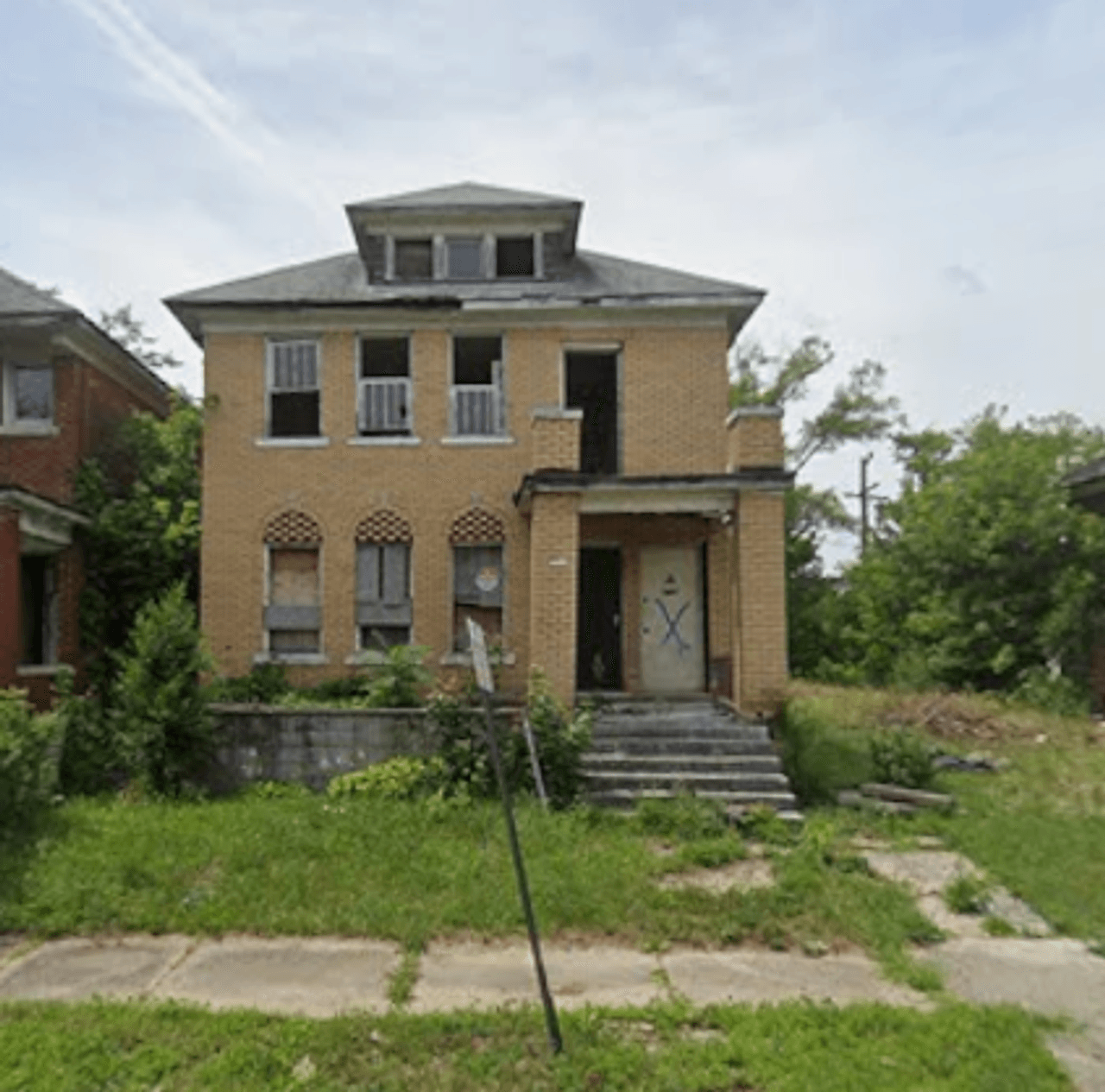 listing, photo 1