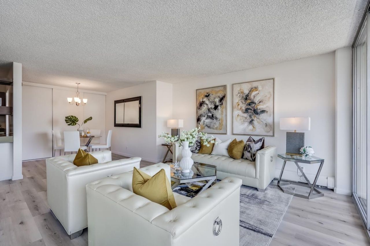 listing, photo 1