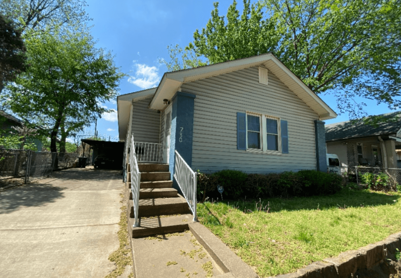 listing, photo 1