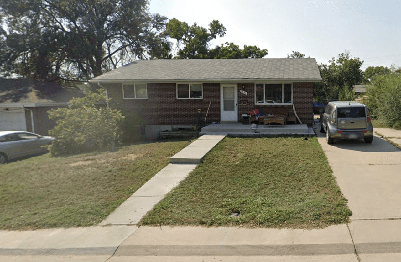 listing, photo 1