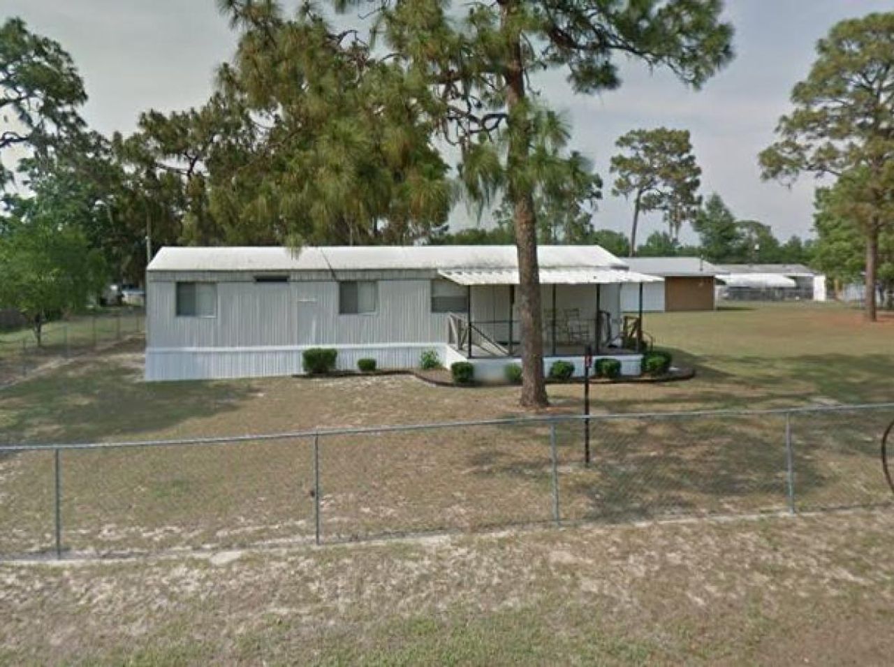 listing, photo 1