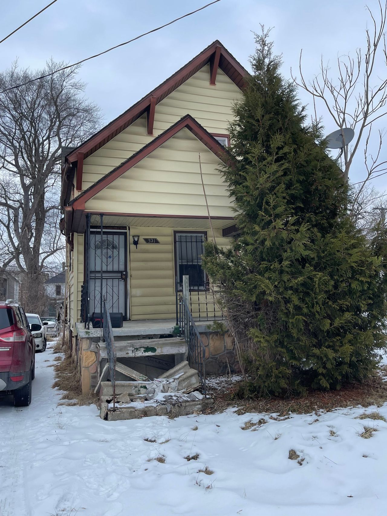 listing, photo 1