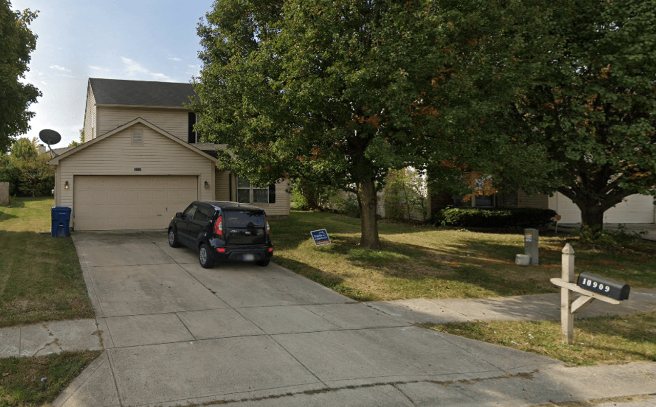 listing, photo 1