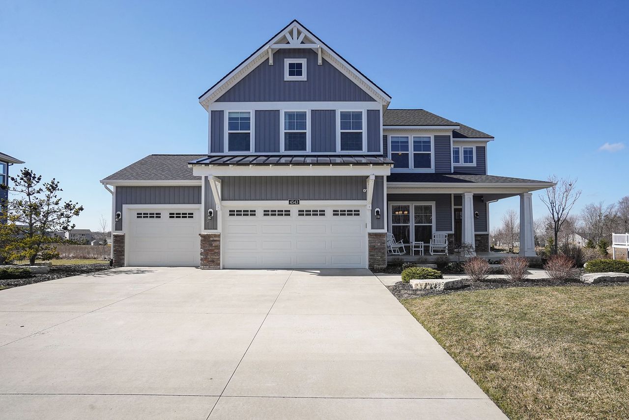 listing, photo 1