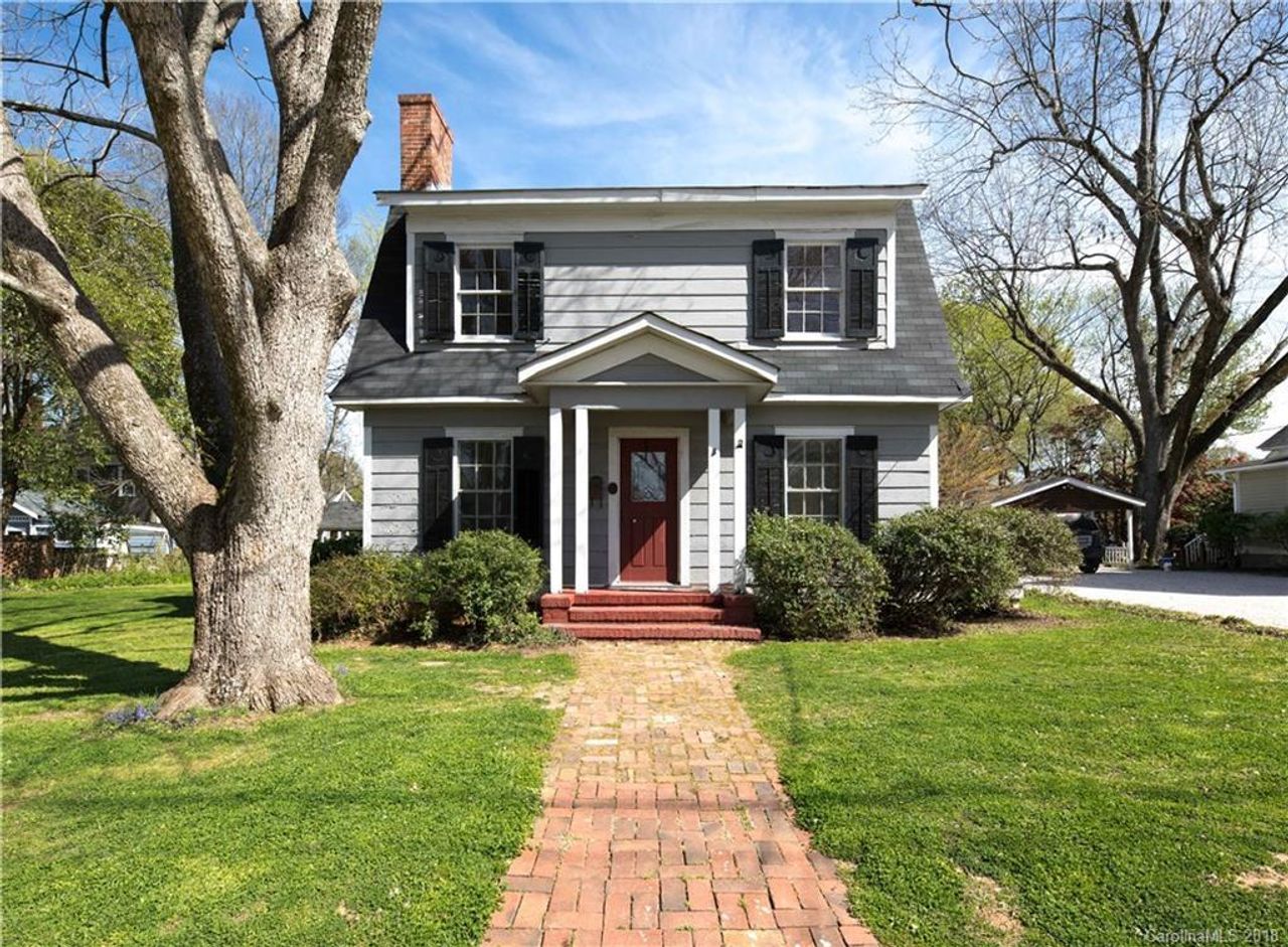 listing, photo 1