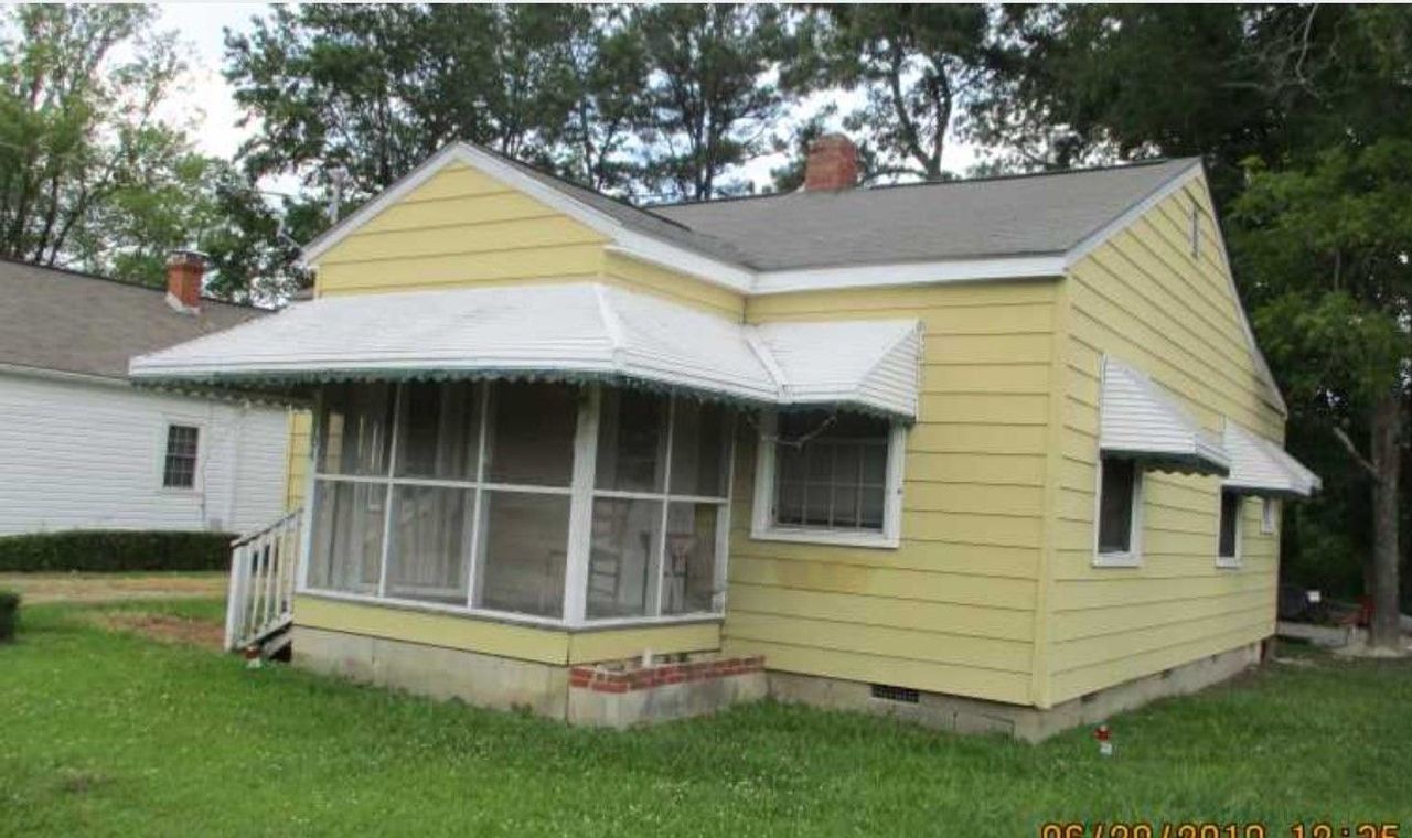 listing, photo 1