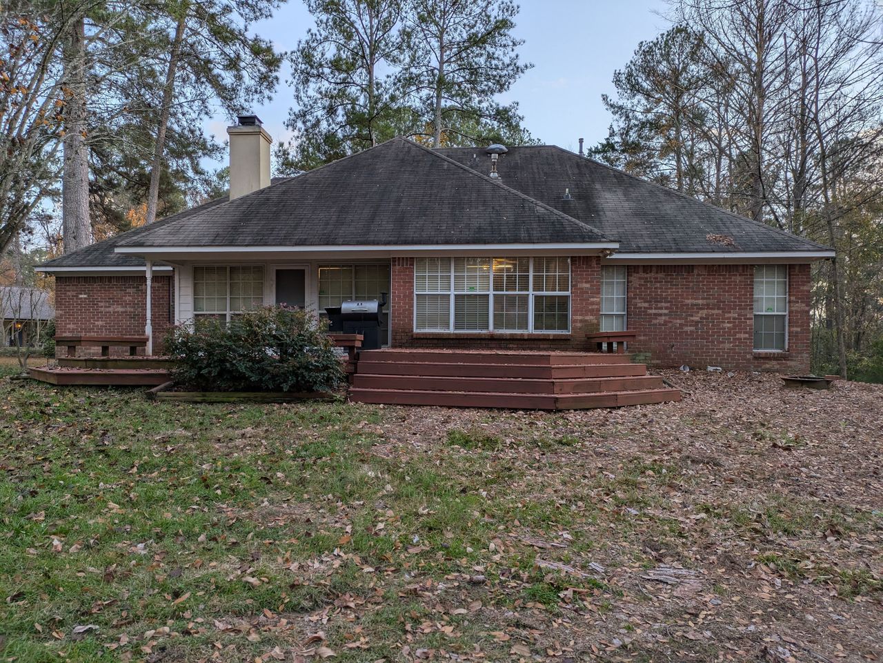 listing, photo 1