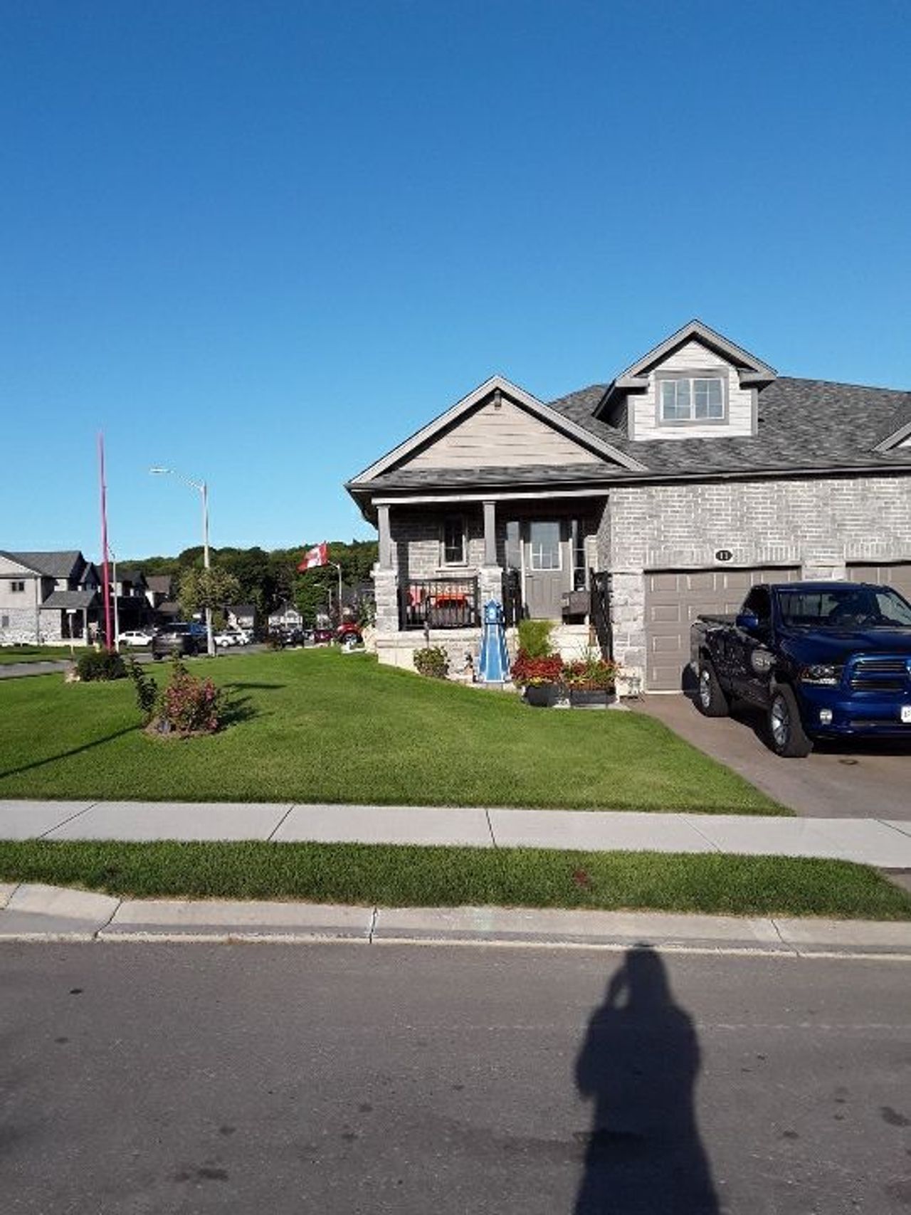 listing, photo 1