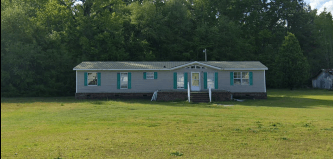 listing, photo 1