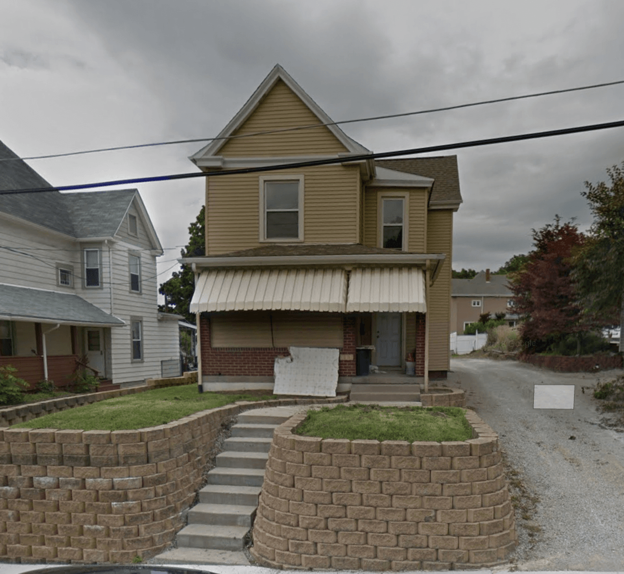 listing, photo 1