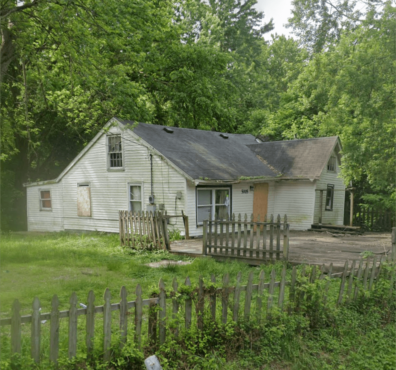 listing, photo 1