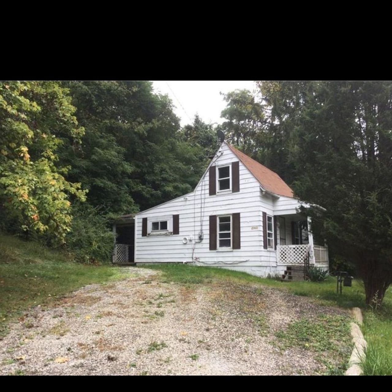 listing, photo 1