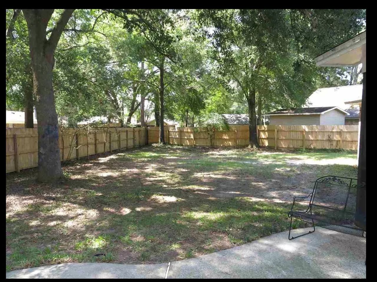 listing, photo 1