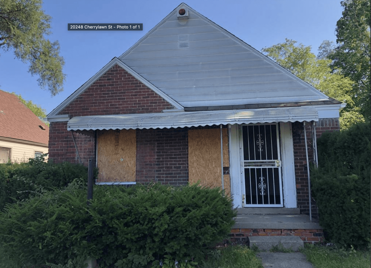 listing, photo 1