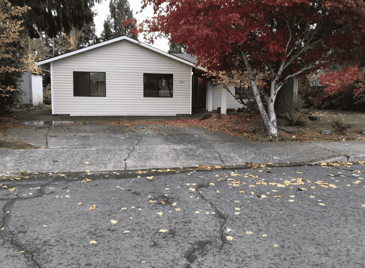 listing, photo 1