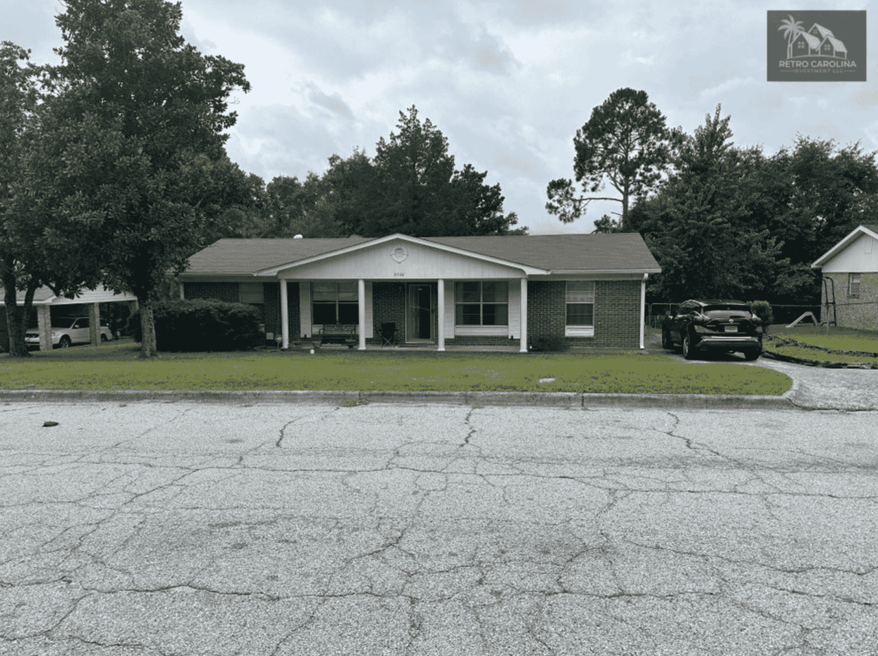 listing, photo 1