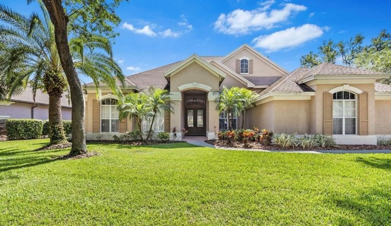 listing, photo 1