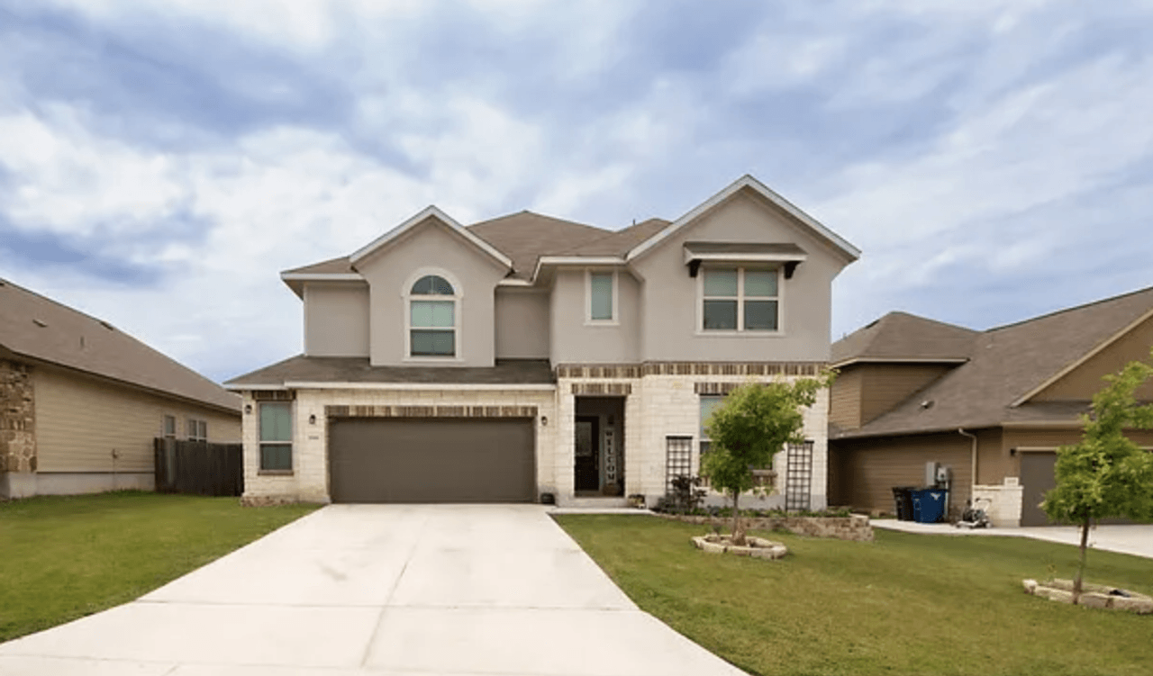 listing, photo 1