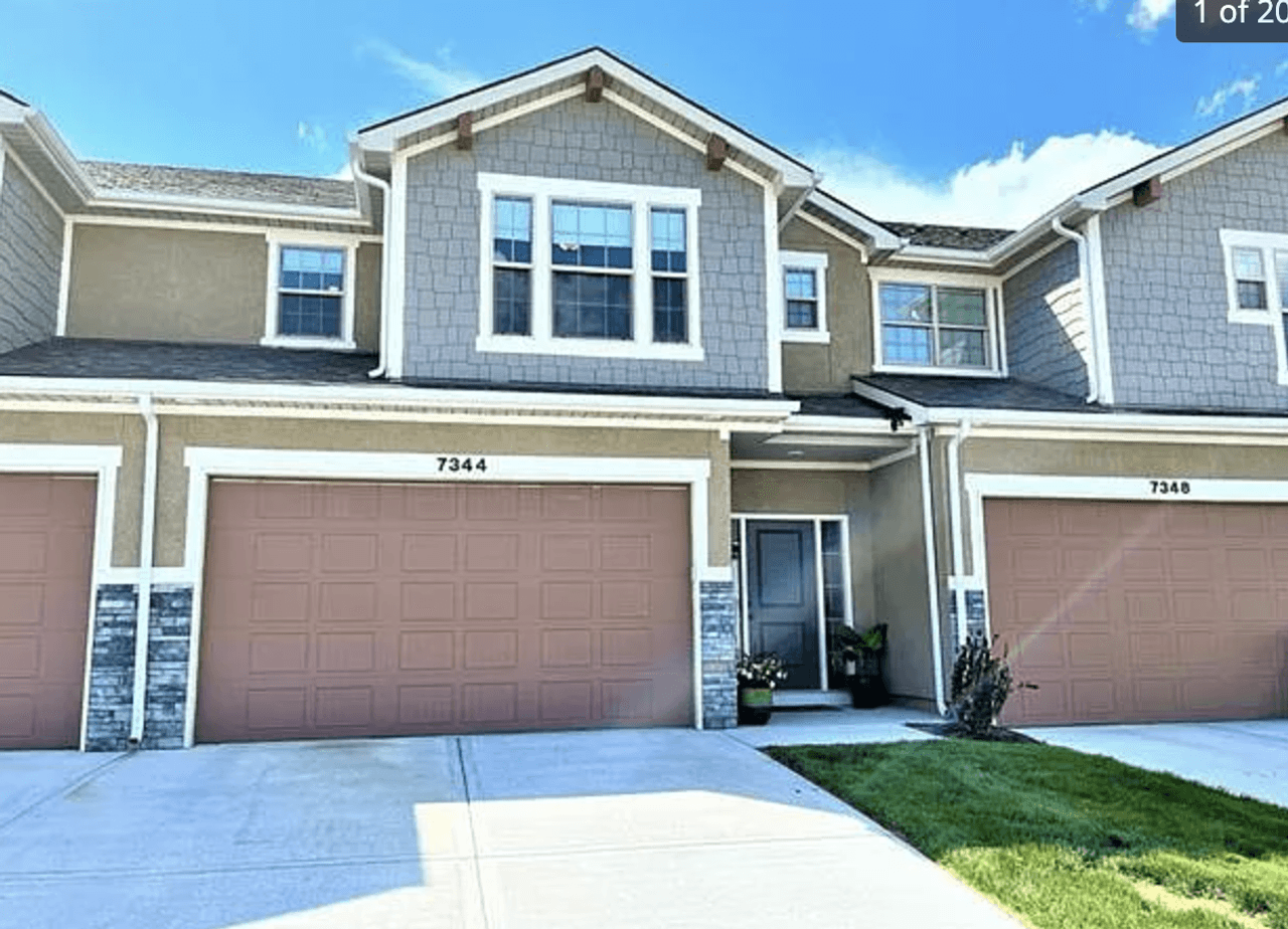 listing, photo 1