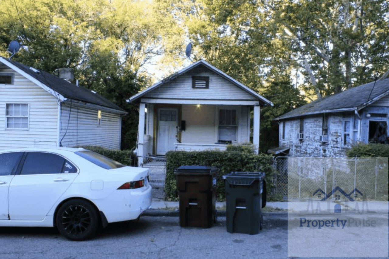 listing, photo 1