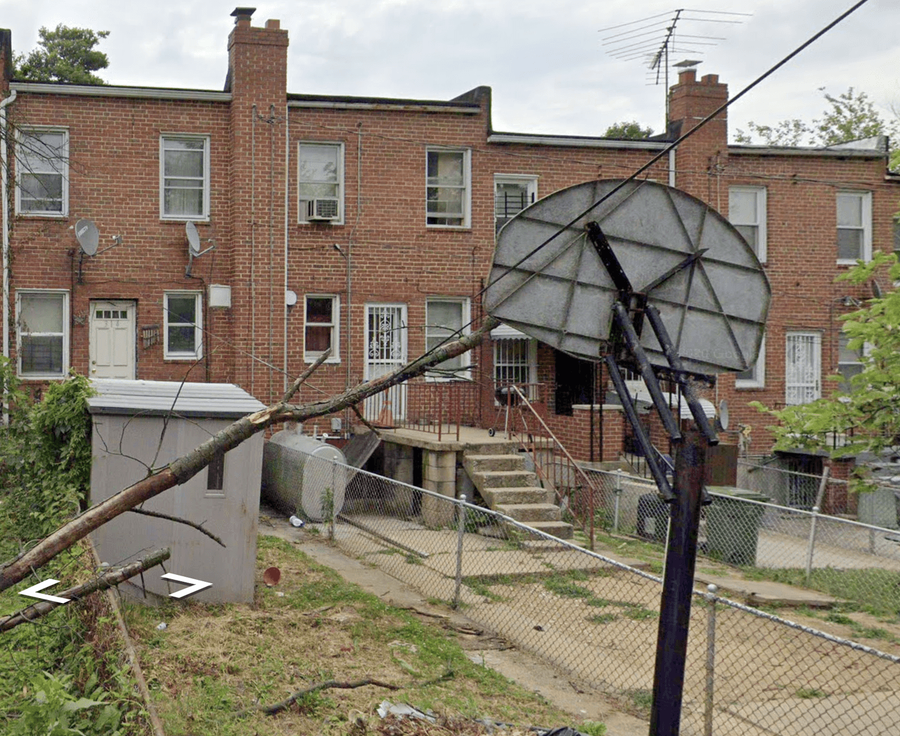 listing, photo 1