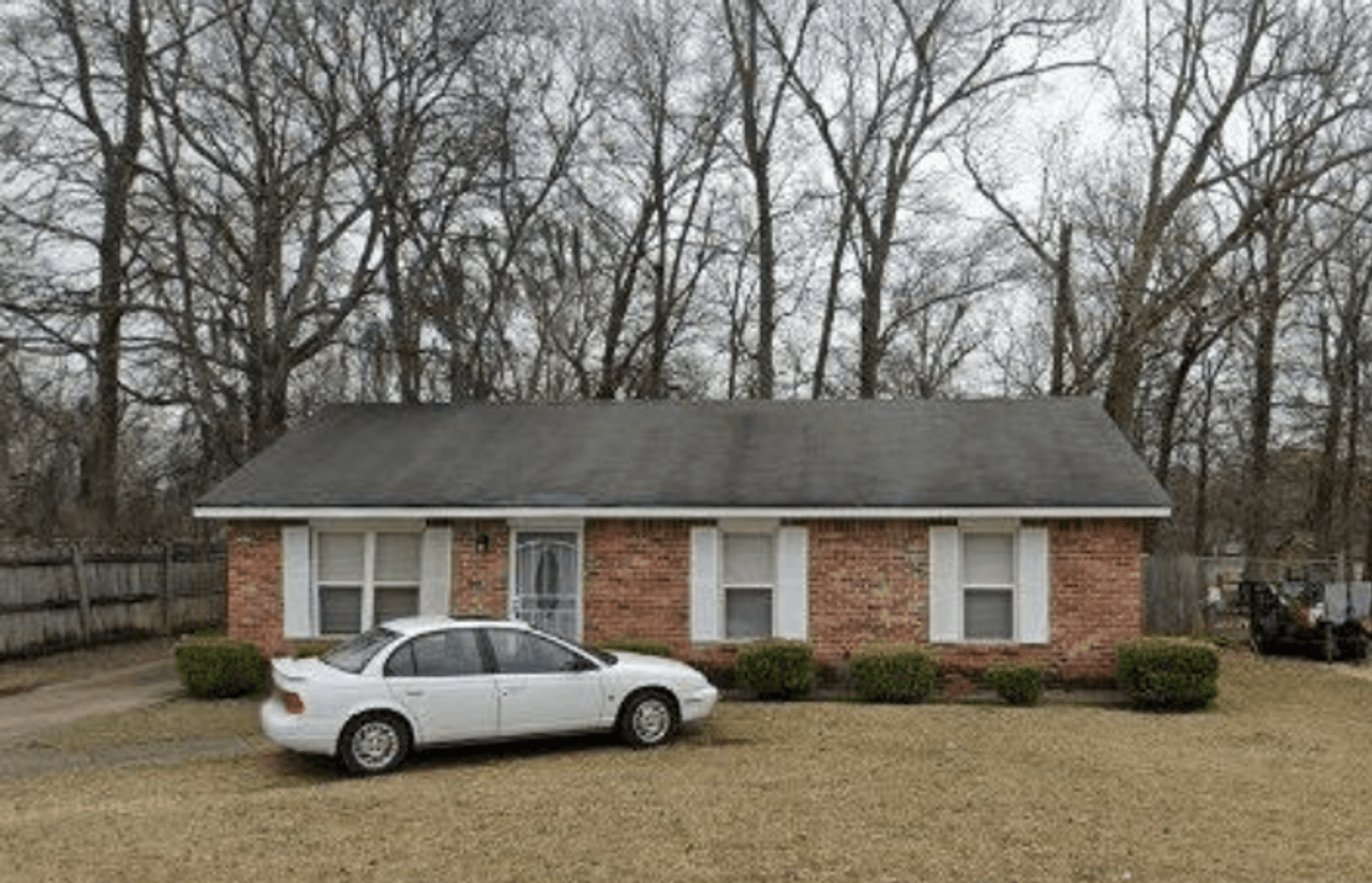 listing, photo 1