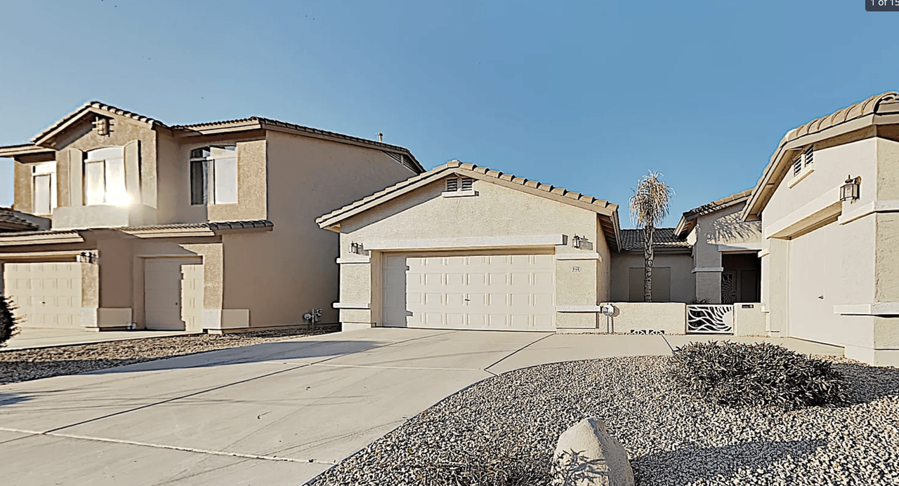 listing, photo 1