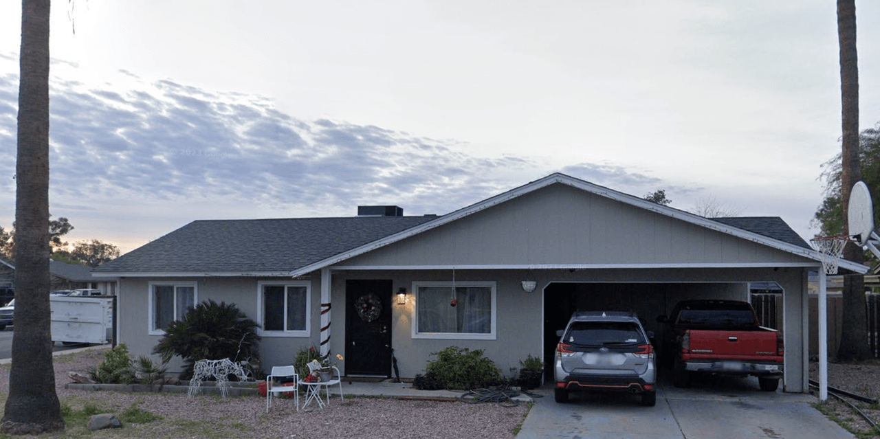 listing, photo 1