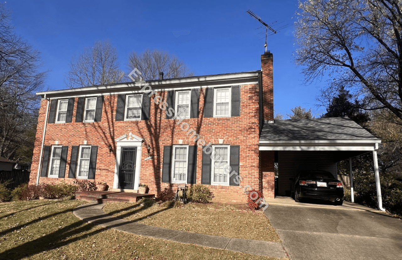 listing, photo 1