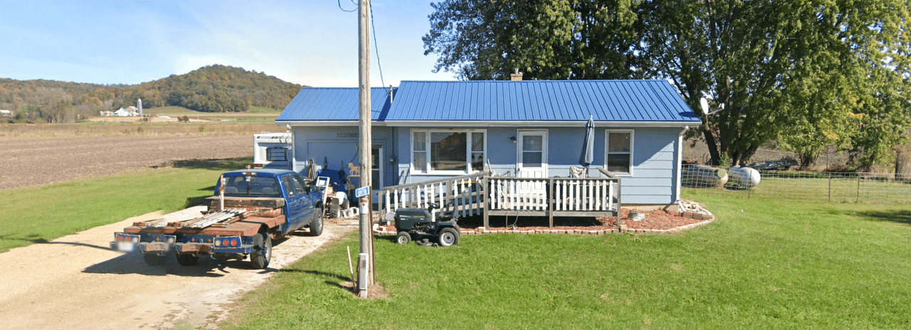 listing, photo 1