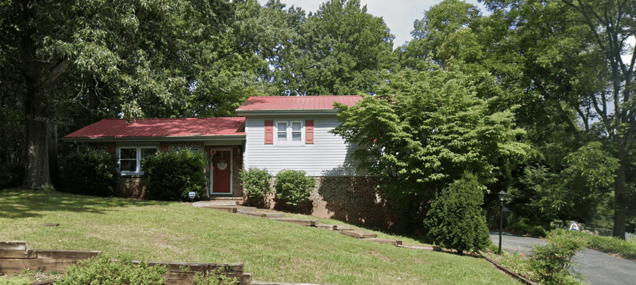 listing, photo 1