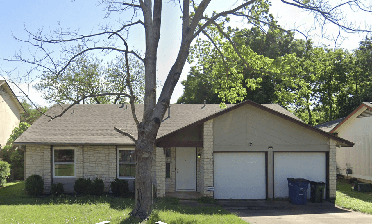 listing, photo 1
