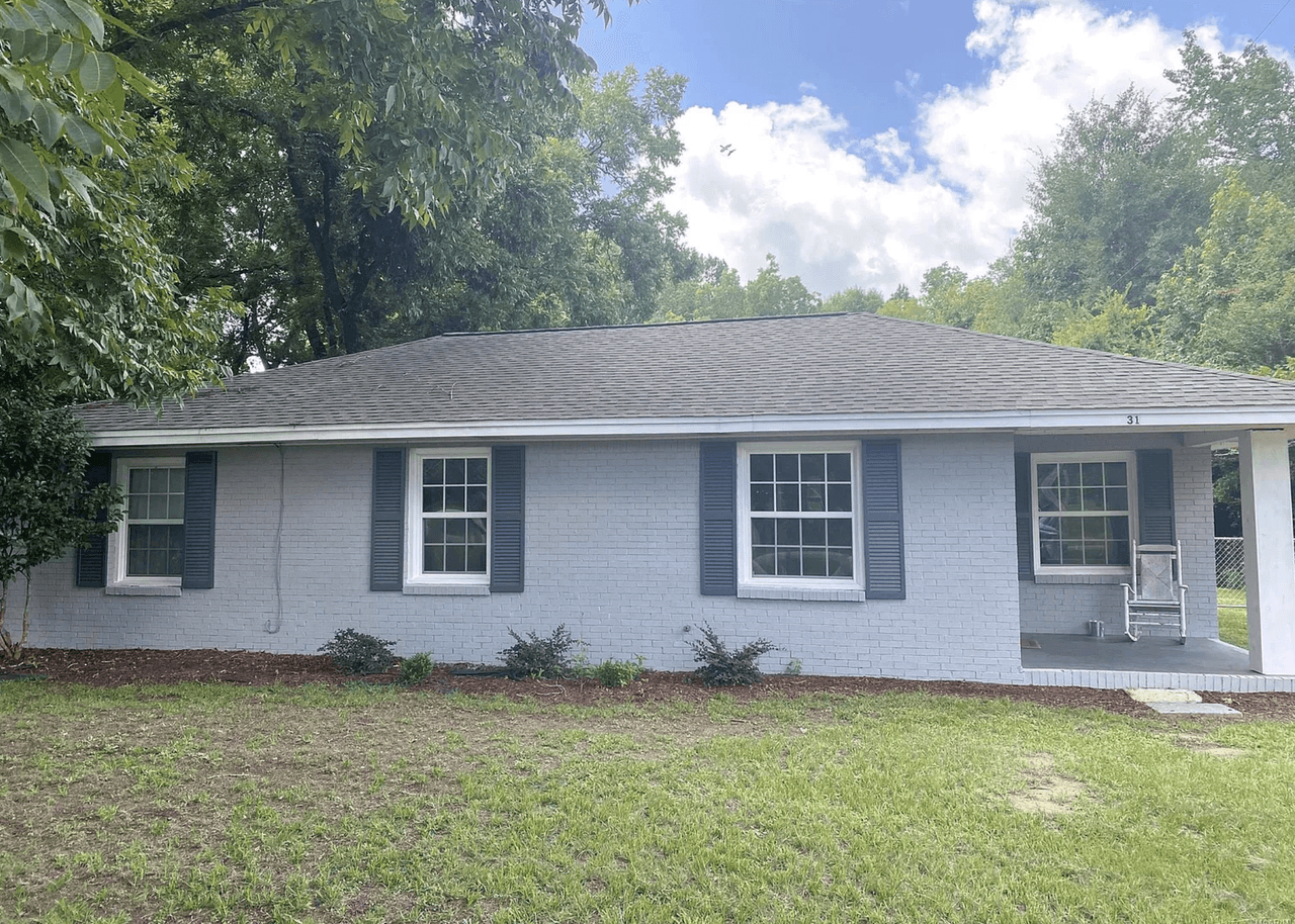 listing, photo 1