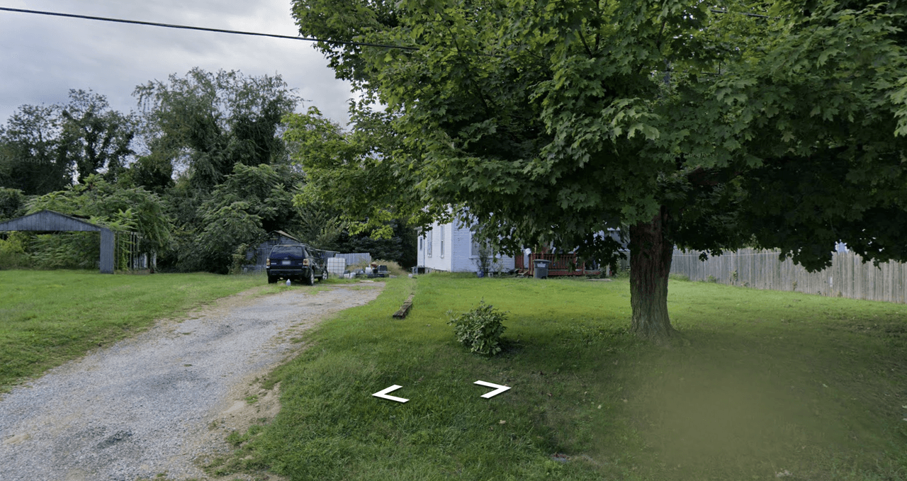 listing, photo 1