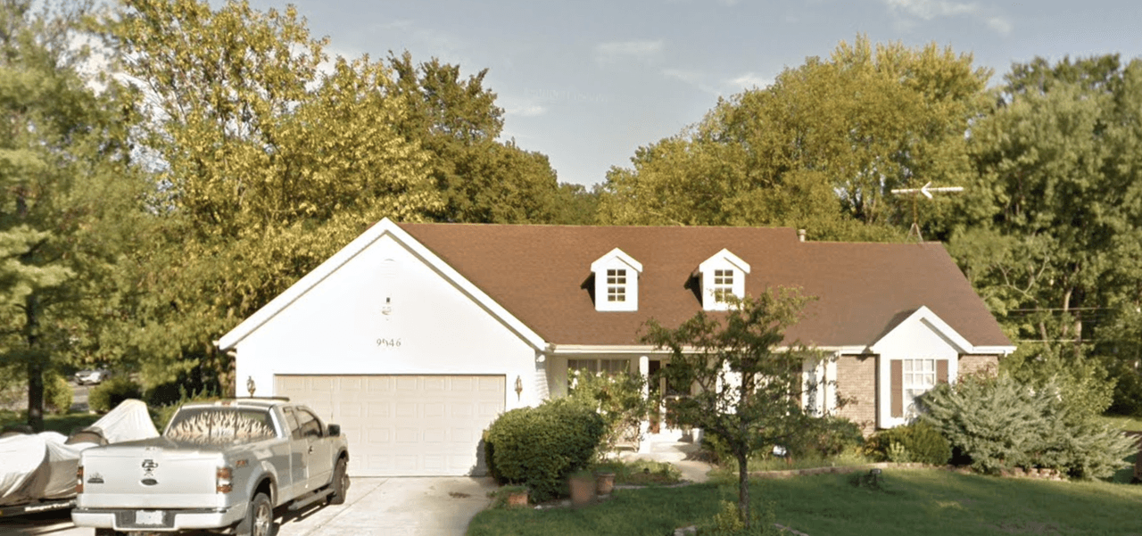 listing, photo 1