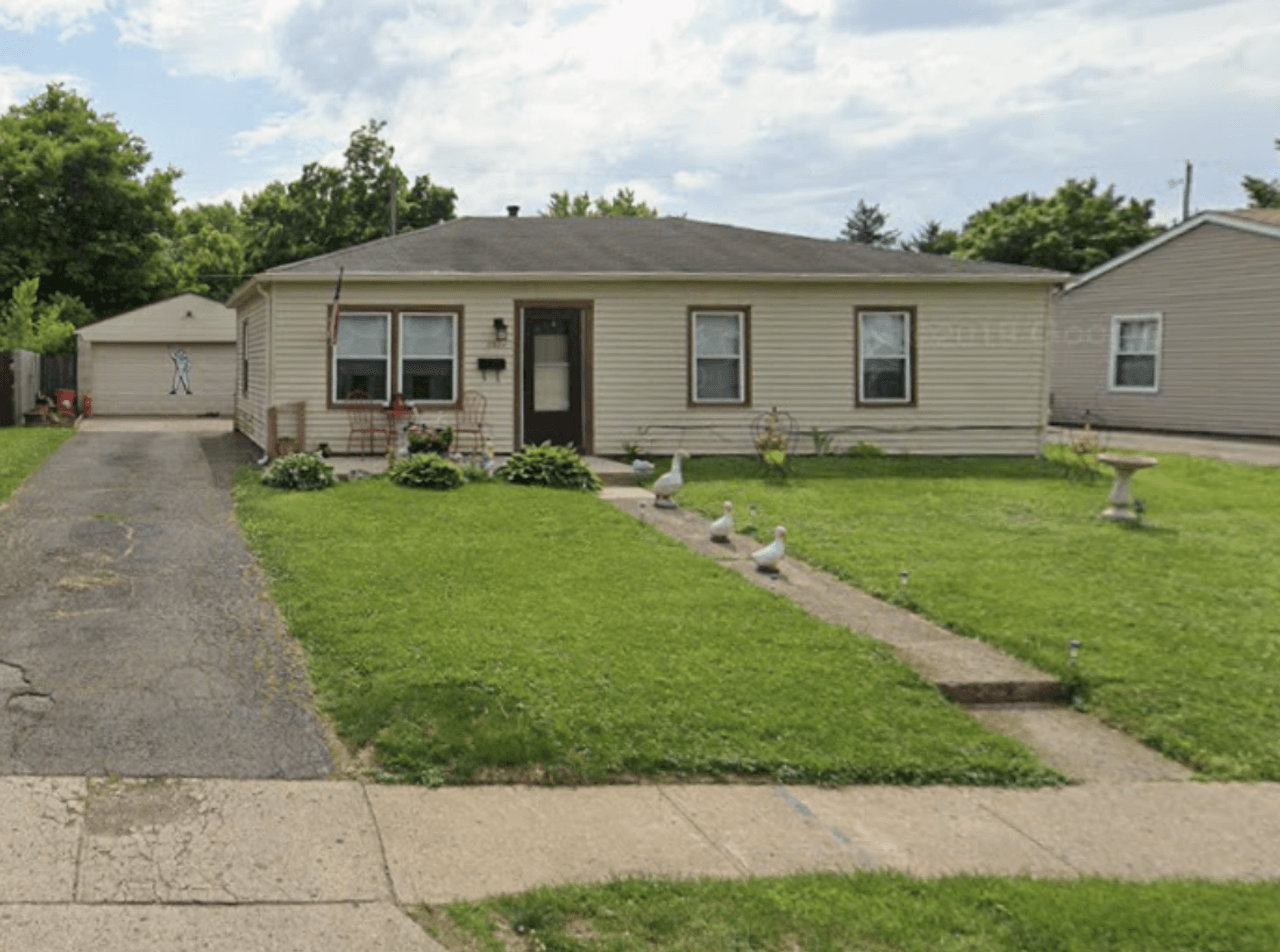 listing, photo 1