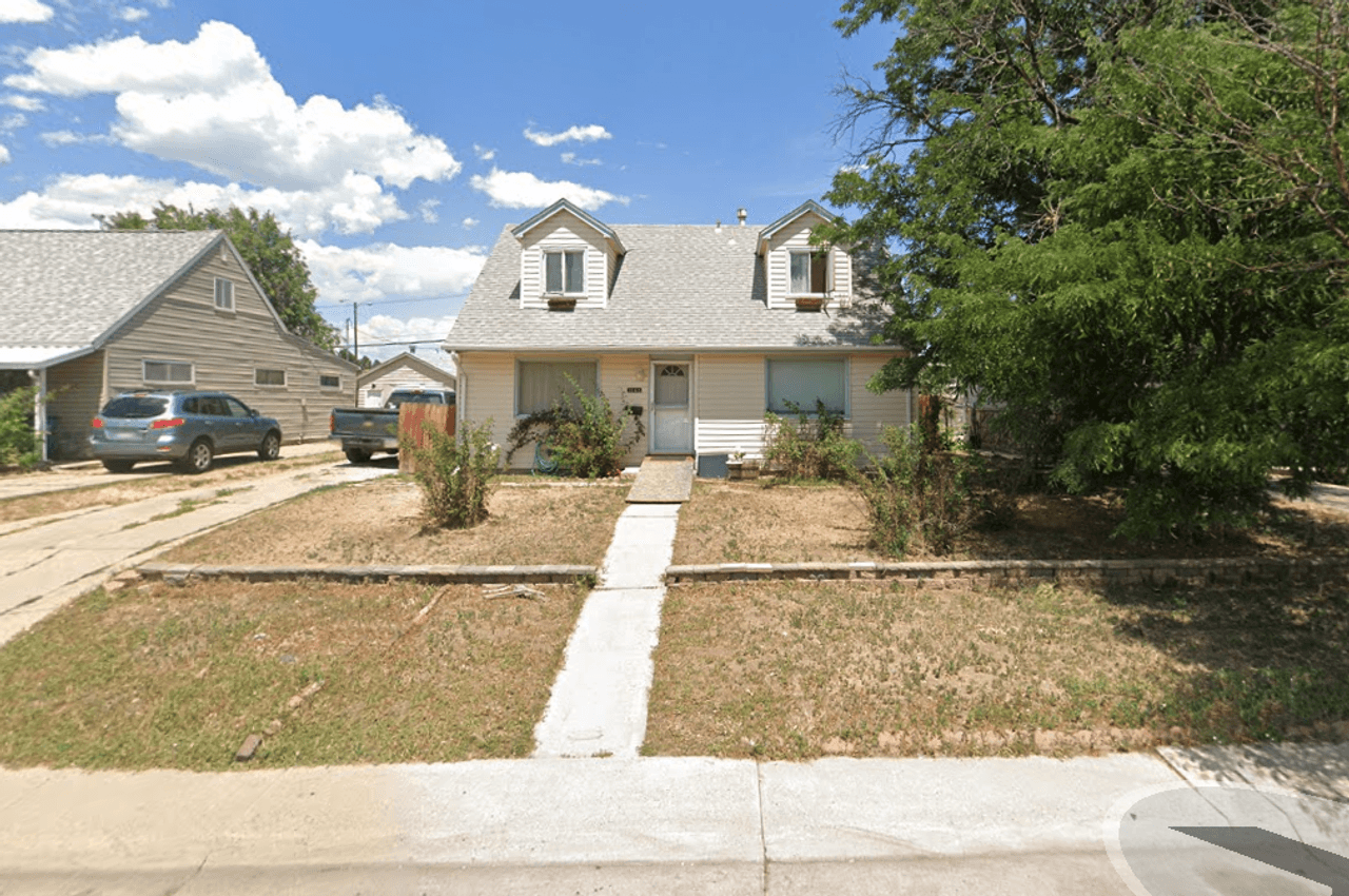listing, photo 1