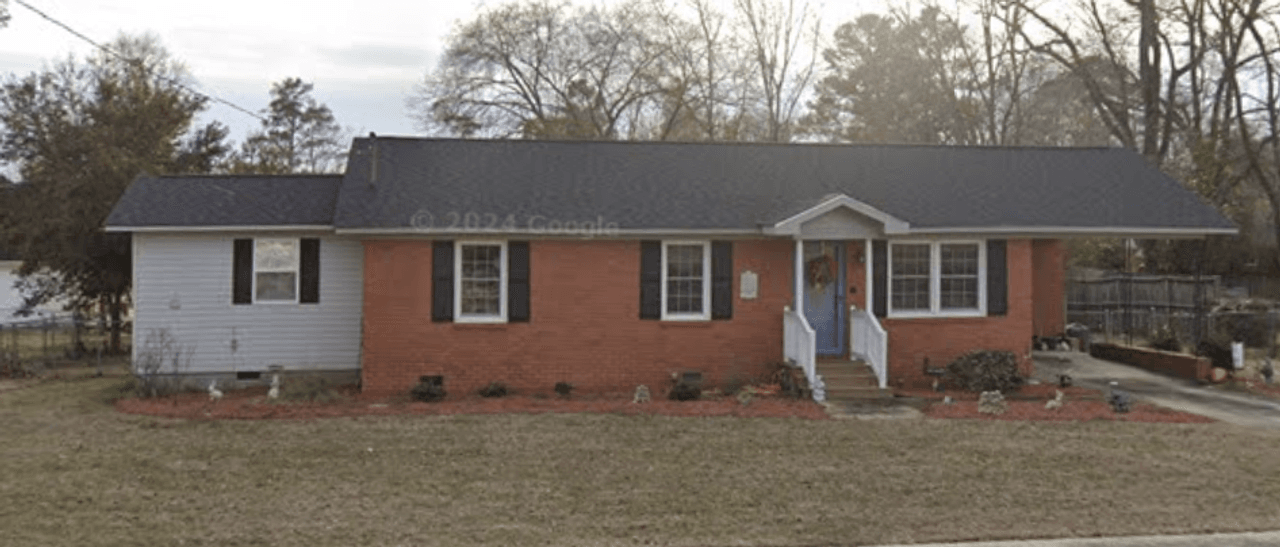 listing, photo 1