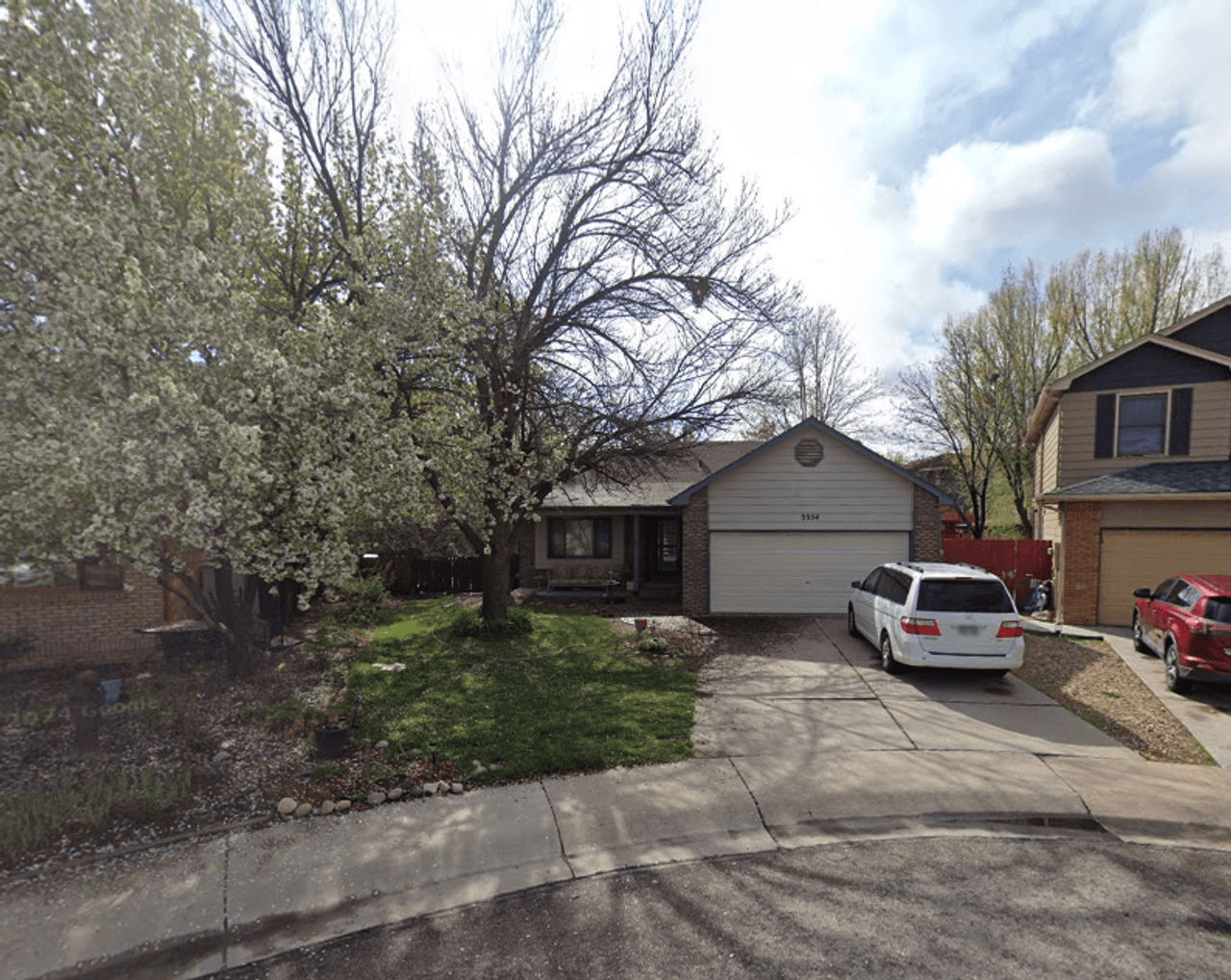 listing, photo 1