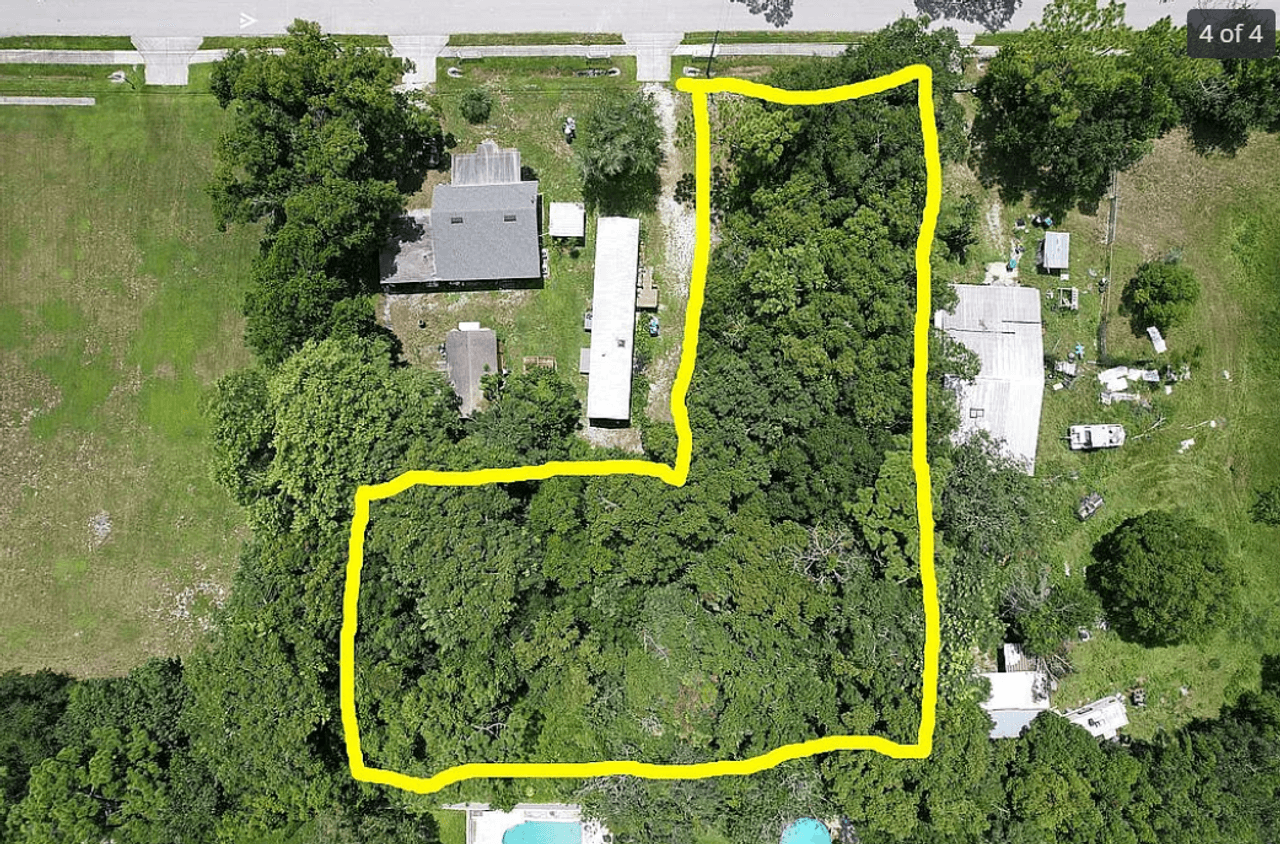 listing, photo 1