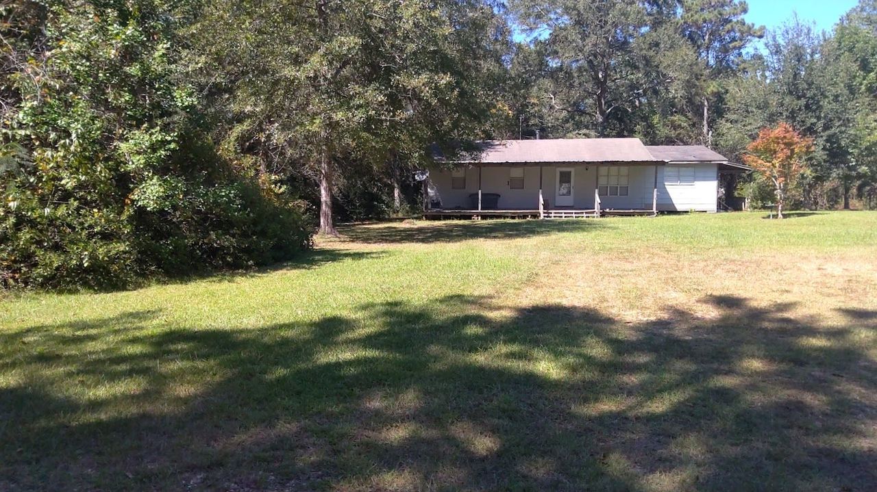 listing, photo 1