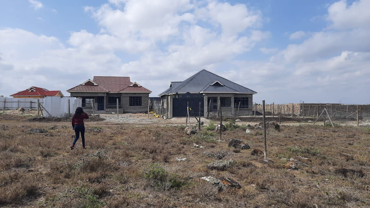 listing, photo 1