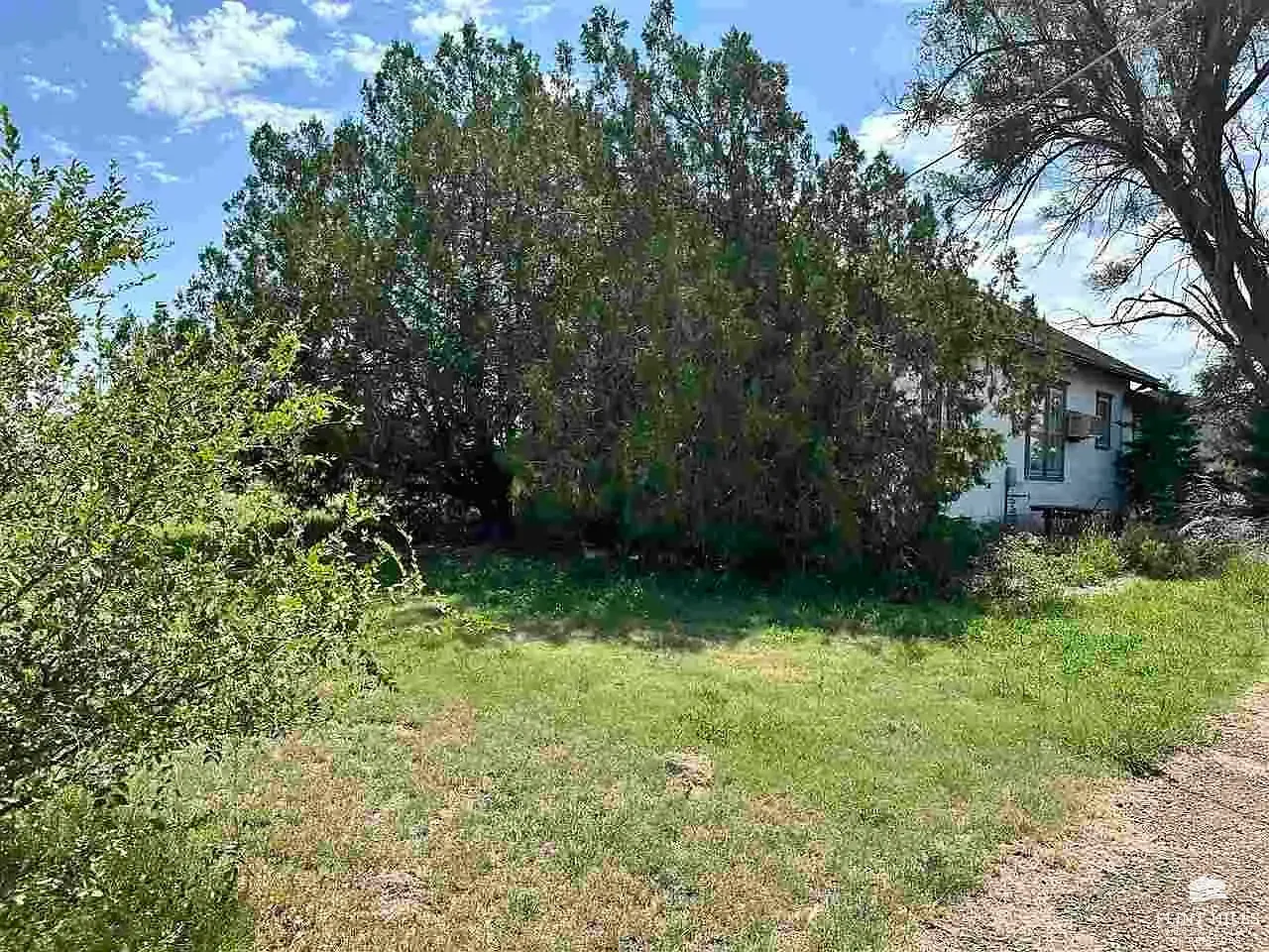 listing, photo 1